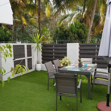 Villa Bienvenue Beachfront House Flic-en-Flacq Exterior foto