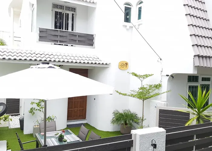 Villa Bienvenue Beachfront House